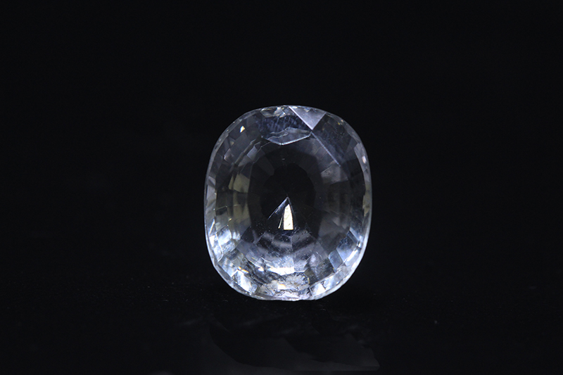 WHITE TOPAZ